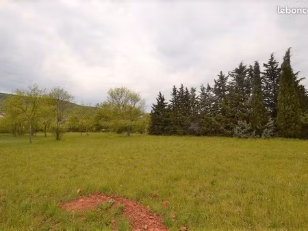 terrain 1 200 m² doudeville