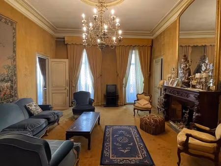 appartement 12 pièces 335 m²