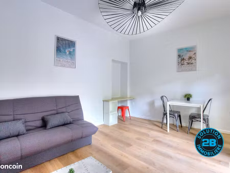 studio 1 pièce 23 m²