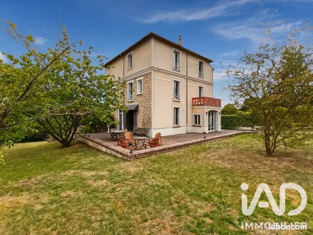 maison 7 pièces 283 m²