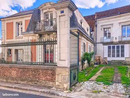 propriété 10 pièces 368 m²