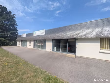 bureaux 144 m²