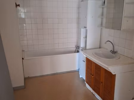 5 pieces 100m2 beaucourt