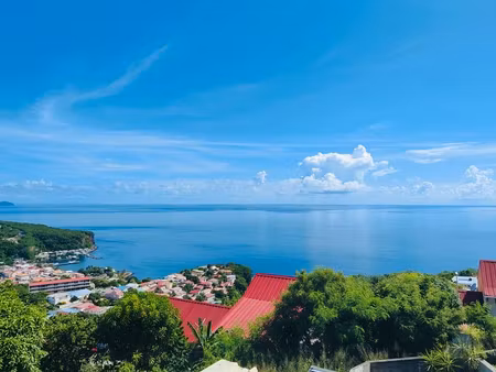 vente maison f5 triplex mitoyenne de 160m2 avec vue mer – case-pilote (les hauts de maniba