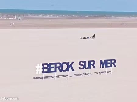libre 25 juillet au 1er août/ 2 à 4 personnes/ berck plage
