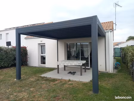 vends maison avec pergola