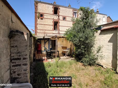 maison de ville 4 pièces 93 m²