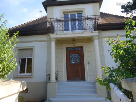maison de maitre sur 24 ares paysagé