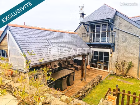 maison 5 pièces 238 m²