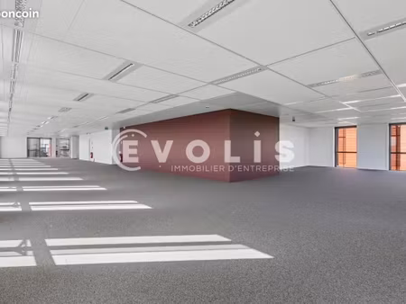 bureaux 6 622 m²
