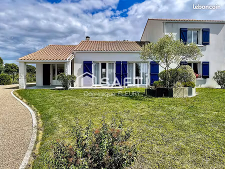 propriété 5 pièces 160 m²
