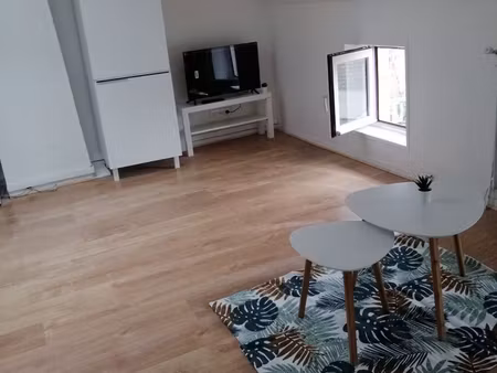 studio 1 pièce 13 m²