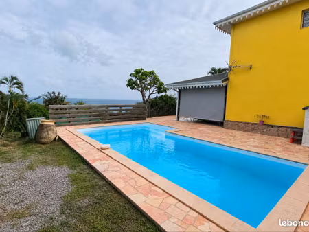 sublime villa f5 avec vue mer  piscine et grand terrain au diamant