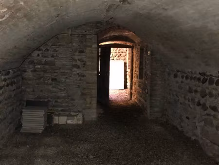cave de 20 m2