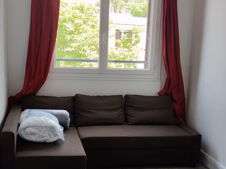 studio de 22 m² avec cuisine séparée - l'haÿ-les-roses