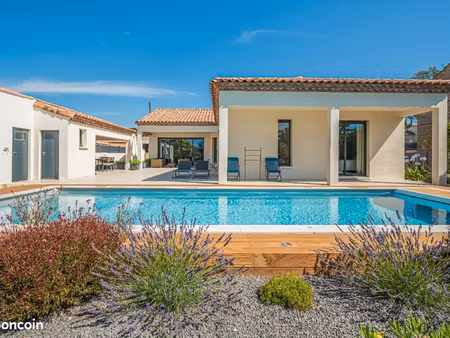 terrain 400 m² gigean