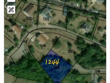 ? terrain constructible – 1.514 m² – proche lac de pannecière – morvan