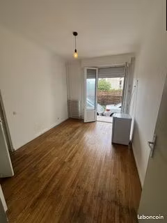 appartement 1 pièce 14 m²