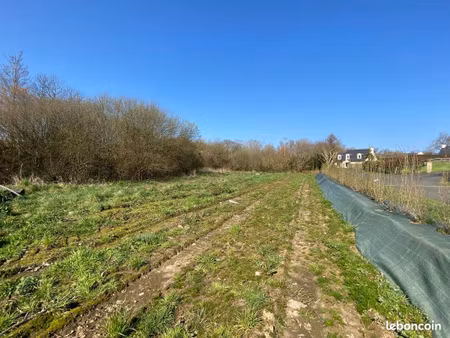 terrain 3650 m² lannion