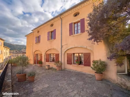 maison 4 pièces 174 m²