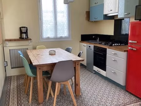 maison meublée 3 chambres avec jardin et garage
