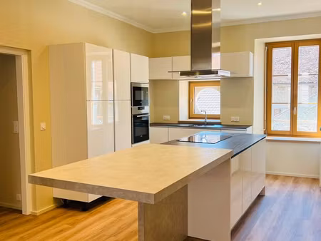 appartement . 3 pieces . 95m²