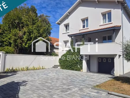 maison 6 pièces 130 m²