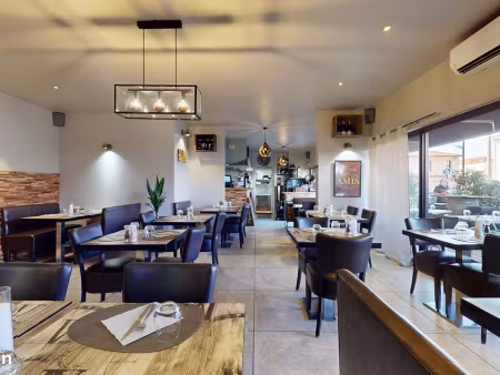 restaurant 100 m² fréjus