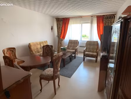 appartement 3 pièces 77 m²