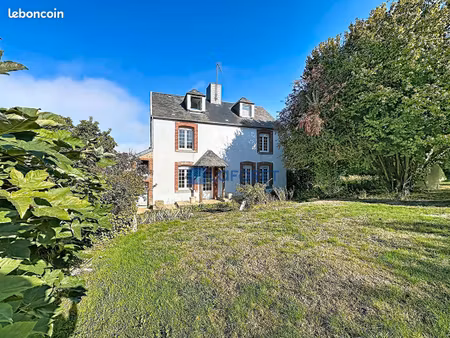 maison 9 pièces 180 m²