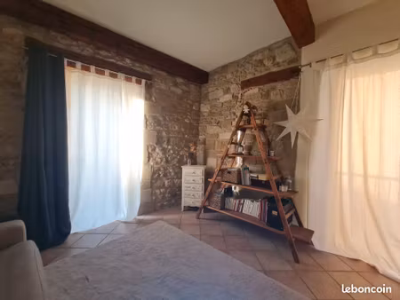 studio 1 pièce 29 m²