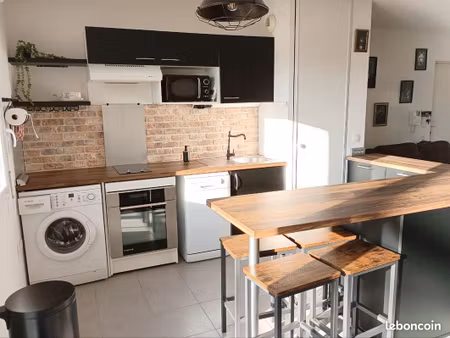 appartement avec balcon + place  quartier golf