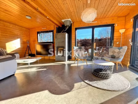 maison 4 pièces 105 m²