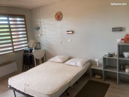 studio meublé
