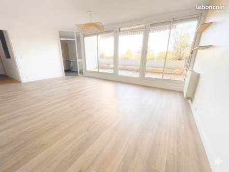 appartement 4 pièces 76 m²