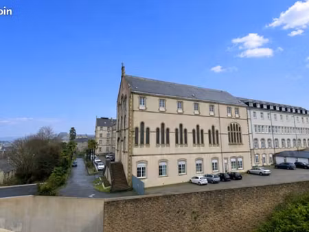 appartement 3 pièces 80 m²