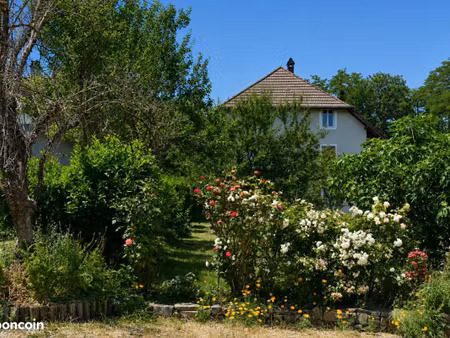 maison 5 pièces 178 m²