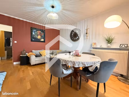 appartement 3 pièces 54 m²