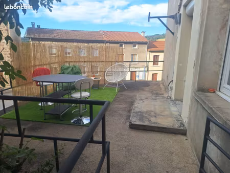 appartement 3 pièces 70m² + terrasse  cave  garage