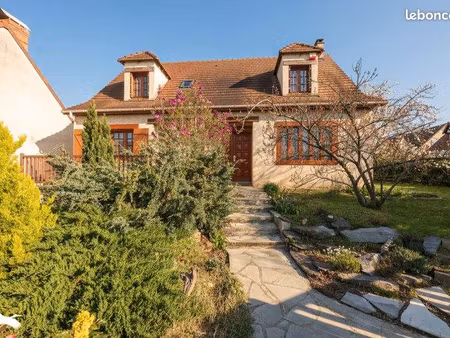 pavillon 7 pièces 124 m²
