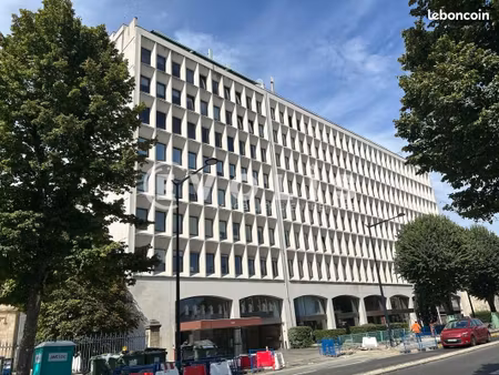 bureaux 634 m²