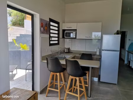 t2 meublé tout confort avec services – proche chu bellepierre – libre 1er juillet