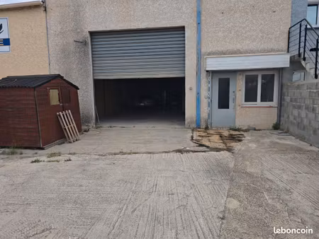 local professionnel a vendre