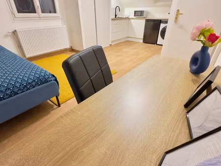 très beau studio meublé 18m2 centre ville meaux