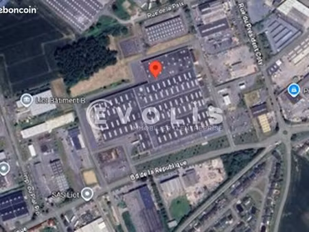 local d'activité 5 400 m²
