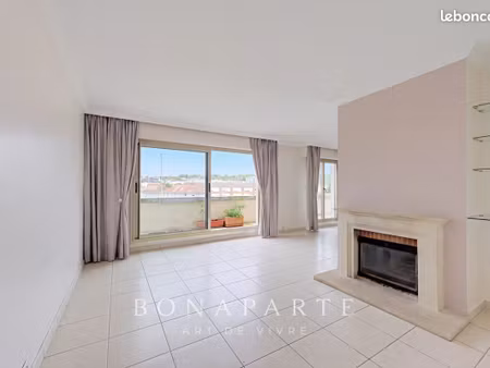 appartement 3 pièces 112 m²