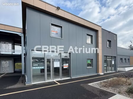 local commercial 250 m² pont du chateau