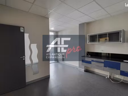 murs 82 m² saint nazaire