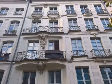 location d'un grand studio meublé dans hyper centre nantes  secteur decré