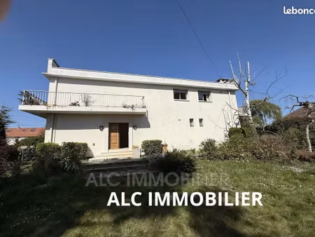 studio 315 m² conflans-sainte-honorine